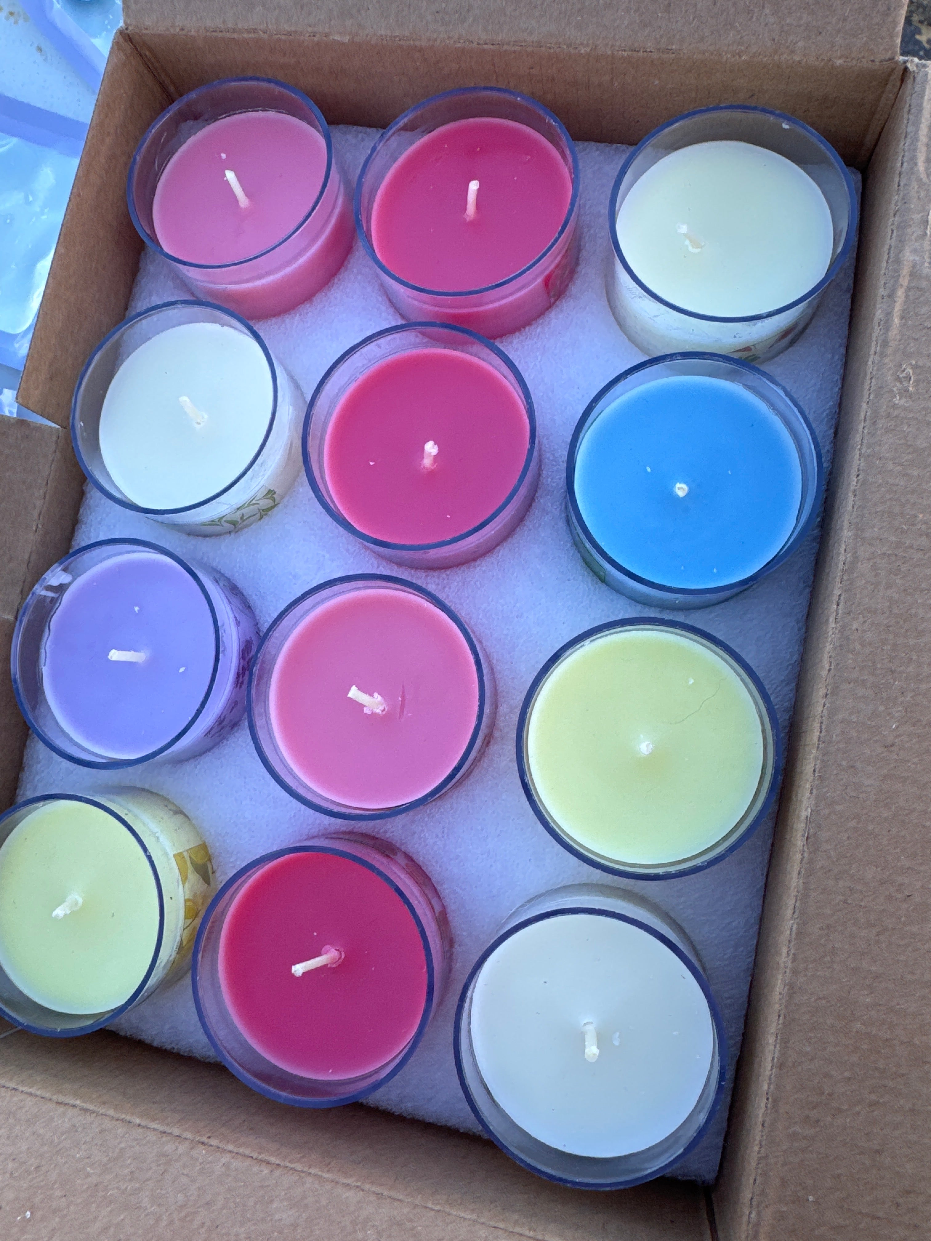 Mini scented candle