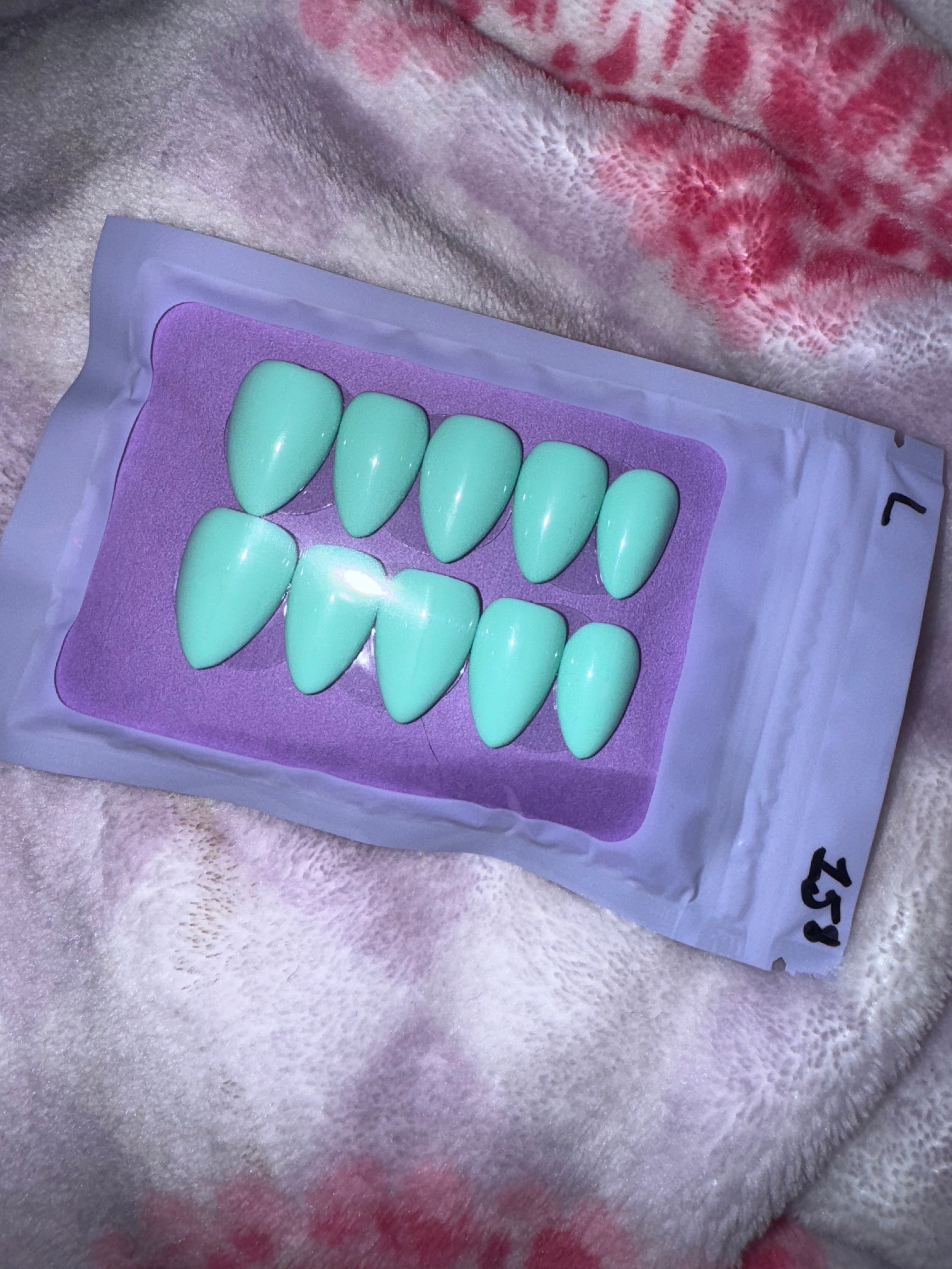 Gel Press On Nails