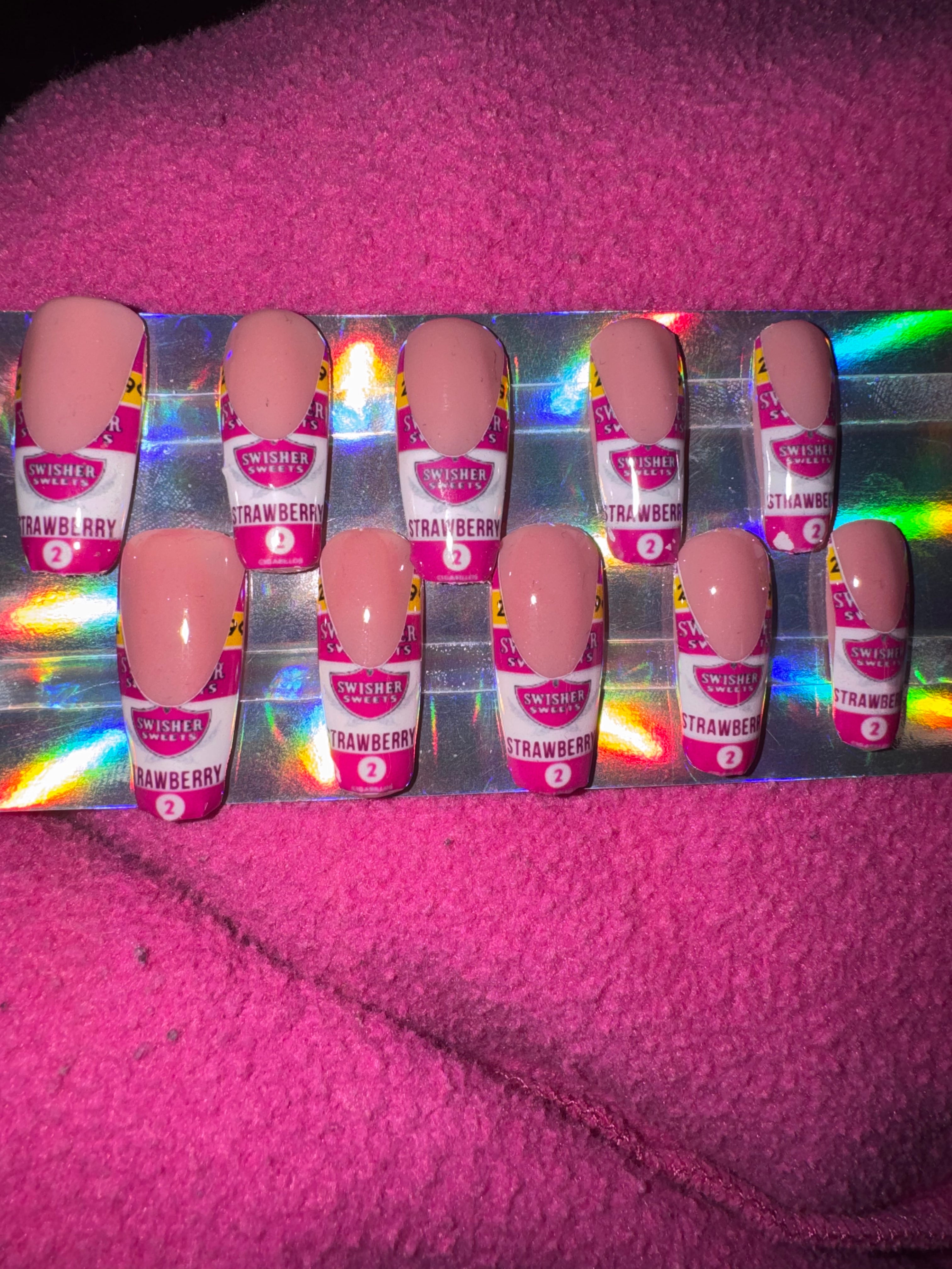 Swisher sweet press on nails